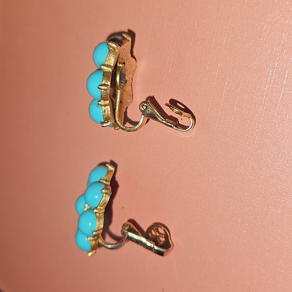 Elegant Gold and Blue Floral Earrings - Picture 8 of 10